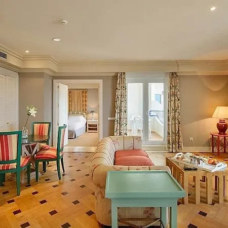 Ξενοδοχείο Playa Victoria 4*