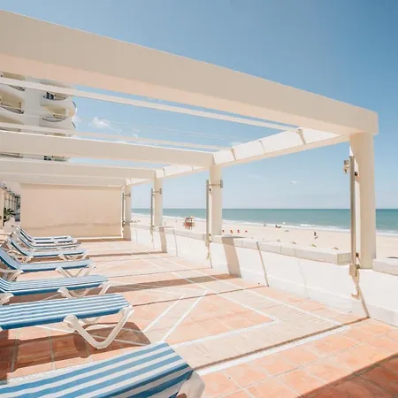 Ξενοδοχείο Playa Victoria 4*