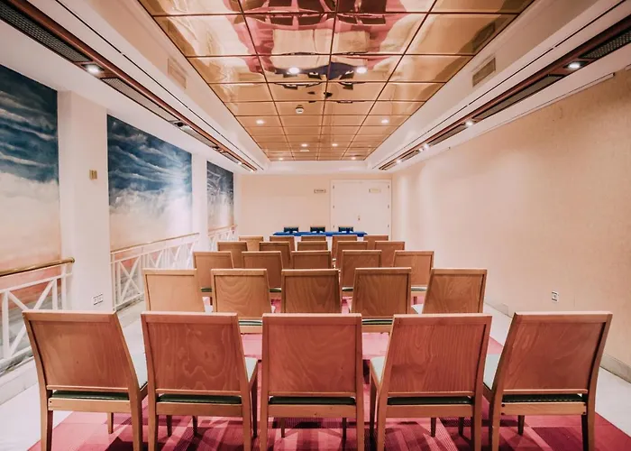 Playa Victoria Hotel