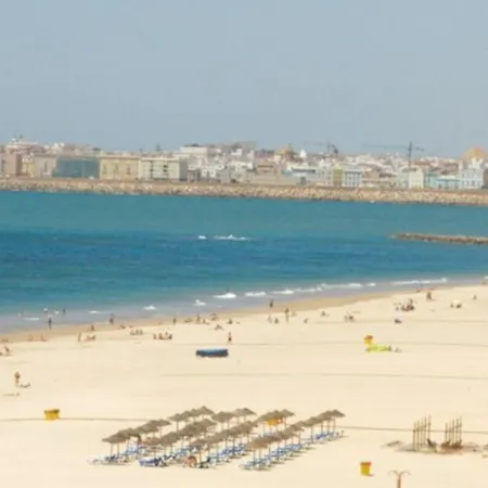 Playa Victoria فندق كاديز