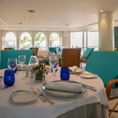 Playa Victoria فندق كاديز