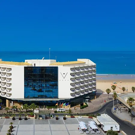 فندق Playa Victoria 4*